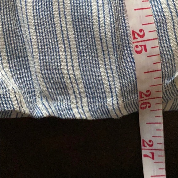 COVERSTICHED SHORT SLEEVE  COLD SHOULDER STRIPED TOP Large - Picture 8 of 8